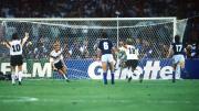 El autor del gol que nos dejó afuera de un Mundial y que terminó limpiando baños