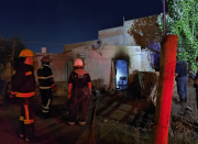 Incendiaron una casa en Centenario para robar y ocultar pruebas: investigan el caso y buscan a los culpables