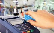 Habilitan el pago en dólares con débito o en cuotas: cuándo se activa la opción