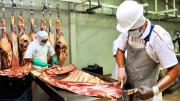 Ganaderos suspenden reunión con Gobierno tras suspensión de exportación de carne