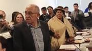 Tras ingreso de grupos de choque, Comisión de Economía suspende sesión sobre contratos de litio
