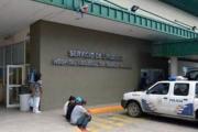 Amigos compartían bebidas, se desconocieron y uno terminó grave en un hospital