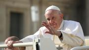 Nuevo parte médico de Francisco: el Papa presenta una “leve mejoría”