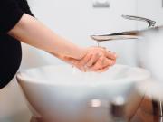 Entró en un restaurante para ir al baño y se robó el lavabo: Nunca pasó algo así