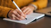 Cómo escribe la letra “S” una persona egoísta, según la grafología