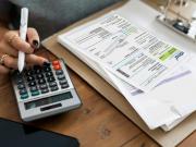 Edenor y Edesur pidieron aumentos de tarifas de casi 10% desde abril