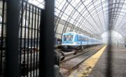 Los micros y los trenes se sumarían al paro general de la CGT, que este jueves le pone fecha