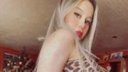 Imágenes impactantes: escándalo en colegio secundario por las fotos virales de una profesora hot