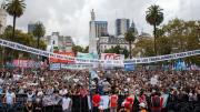 Después de 19 años, todas las agrupaciones marcharon juntas por el Día de la Memoria en Plaza de Mayo