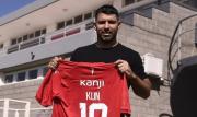 ¿El Kun Agüero vuelve al fútbol?: la invitación que recibió de Independiente
