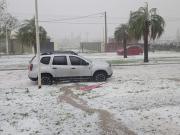 Rosario nevada: las impresionantes imágenes del temporal de granizo que cayó sobre la ciudad y alarmó a todos