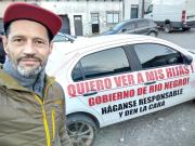 Dejé de ser yo: la desesperación de un padre que no ve a sus hijas hace siete años