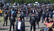 Emotivo desfile por Malvinas: Excombatientes y familiares compartieron sus historias con El Tribuno