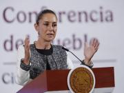 México aplaude no estar en la lista de aranceles de Trump, pero las tarifas del 25% a los autos se mantiene