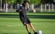 Domínguez mete mano y concentra a Méndez