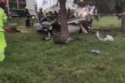 Sábado negro: cinco muertos por el vuelco y choque de un auto