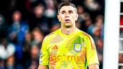 A Dibu Martínez le fue mal en Francia y Aston Villa cayó ante PSG en la Champions League