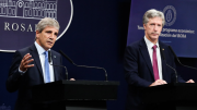 Luis Caputo, sobre los cambios en el dólar: “Esto no es una devaluación, es una flotación”