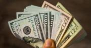El dólar al borde de la crisis: por qué podría perder todo su valor, según estos especialistas