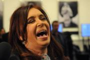 La encuesta que Cristina Kirchner leyó con atención: 11 datos clave sobre Javier Milei