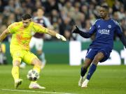 Aston Villa de Dibu Martínez vs. PSG, por la Champions League, EN VIVO: minuto a minuto, en directo