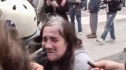 Gases y palos para los jubilados