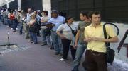 Cayó el empleo asalariado privado en el arranque de 2025 y las paritarias no alcanzan a cubrir la inflación
