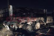 Se incendió el acoplado de un camión en el predio de una empresa local