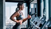 El truco de una entrenadora para quemar grasa de forma sostenible: trabaja piernas y glúteos