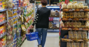 Supermercadistas sanjuaninos firmaron un compromiso a no subir los precios