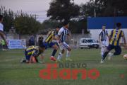Garzón le dio el desahogo a Sarmiento que ganó y sigue líder del Grupo D