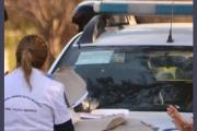 Derrapó con la moto, logró llegar hasta una casa y pidió ayuda