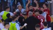 La durísima pelea entre los jugadores de Independiente y Racing en el clásico de futsal