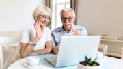 Revelaron una buena noticia sobre los adultos mayores “cancheros” con la tecnología
