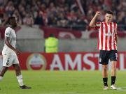 El insólito error del arquero de Botafogo que hizo festejar a Estudiantes: la victoria lo deja bien parado en su grupo de la Copa Libertadores