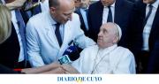 El médico del Papa describió sus últimos minutos: “Tenía los ojos abiertos pero no respondía”