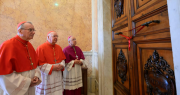 Así era la habitación en la que murió el papa Francisco
