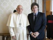 Milei llegó a Roma: no estuvo en el último adiós al papa Francisco en la basílica de San Pedro y lo despedirá mañana en el funeral