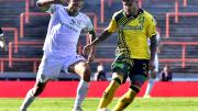 Liga Profesional: Aldosivi venció a Banfield y salió del fondo