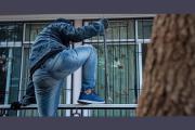 Denunció al nieto tras descubrir que le había hurtado varios bienes de valor