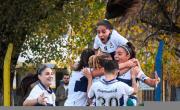 El femenino triunfó en Rosario y sigue en la pelea por el campeonato