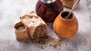 Truco casero de cocina: cómo preparar una mezcla de yuyos perfecta y natural para saborizar el mate