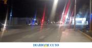Un motociclista terminó hospitalizado tras chocar contra un auto en Santa Lucía
