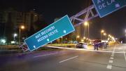 Impresionante choque de una camioneta contra un cartel en la General Paz: hay tres heridos