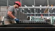 Industria: recuperación moderada y alerta por el crecimiento de las importaciones
