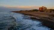 Esencial para fotógrafos y enamorados de las escapadas: la costa oculta de Buenos Aires que cuenta con los mejores atardeceres del país