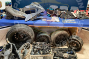 Desbarataron un desarmadero de motos en Neuquén: incautaron partes robadas, droga y municiones