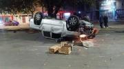 Un conductor alcoholizado circulaba con su hijo menor y terminó volcando su camioneta