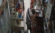 Trabajar todo el mes para reponer lo que un ladrón robó en minutos