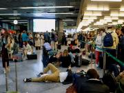 España: un sabotaje deja sin trenes de alta velocidad a miles de pasajeros durante horas, en la vuelta de un fin de semana largo